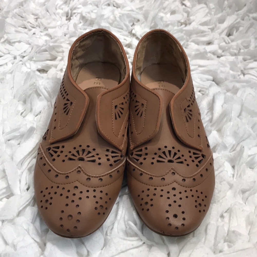 Report Camel Laser Cut Flats Size 7